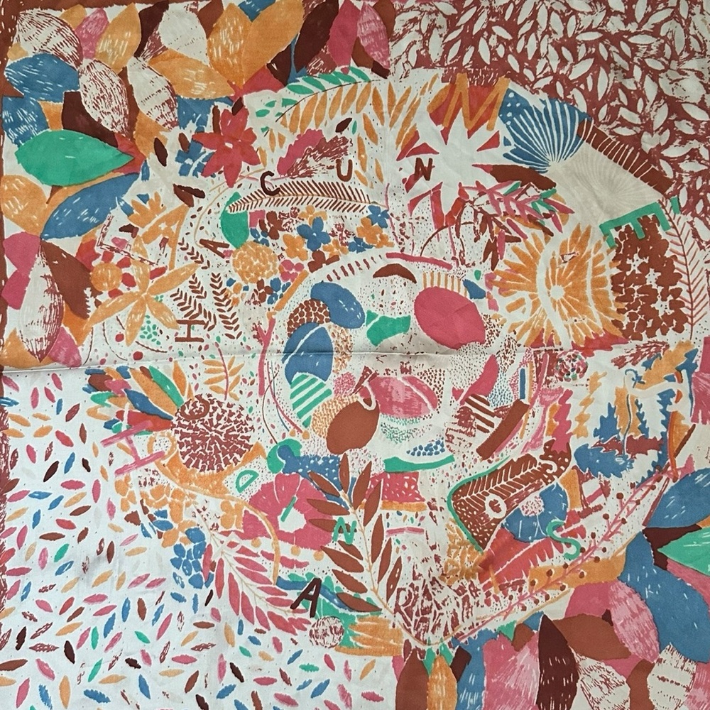 Hancun Colorful Abstract Patterned Fabric Satiny  Print Square